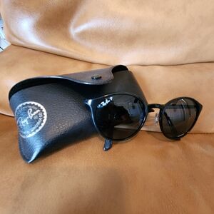 Ray-Ban Black Sunglasses with Case